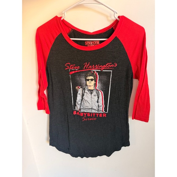 STRANGER THINGS women's STEVE babysitter tee shirt small - Picture 2 of 9